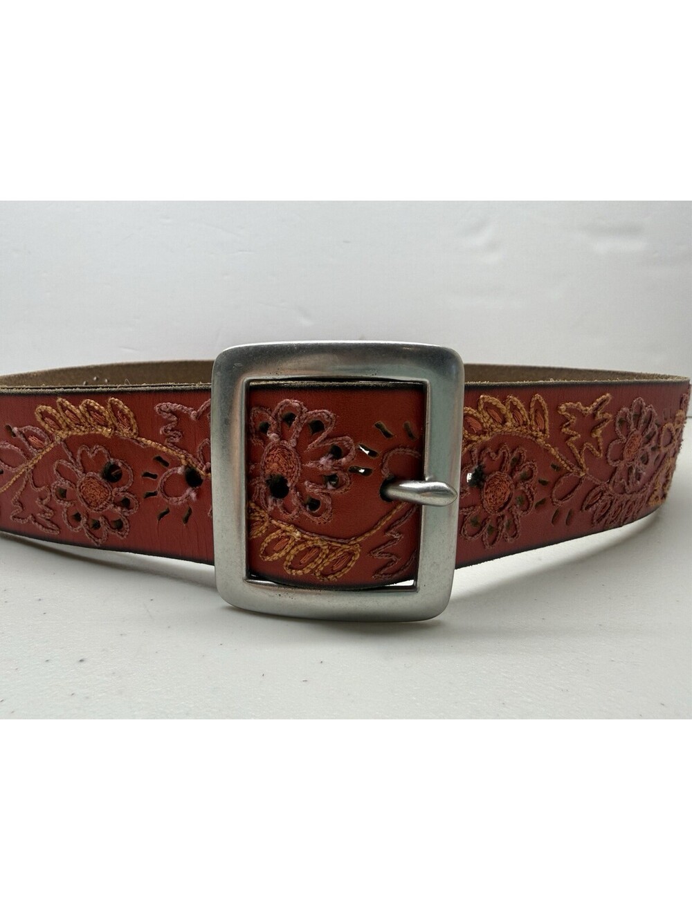 Lucky Brand Womens Small Red Leather Embroidered Belt Buror 629 Silver Buckle - Picture 3 of 6